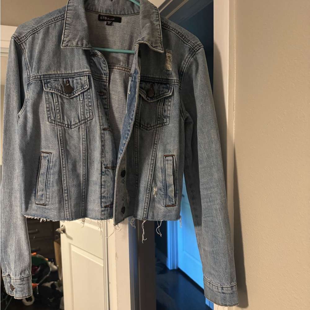 BP Cropped Light Blue Denim Jacket
